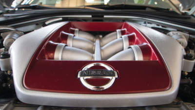 2012_Nissan_GT-R_engine